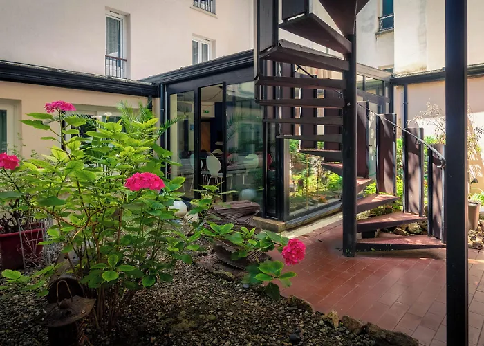 Kyriad Paris 12 - Nation